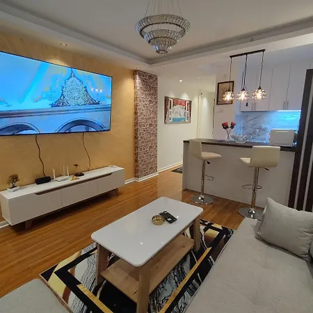 Aleksandar Appartement *